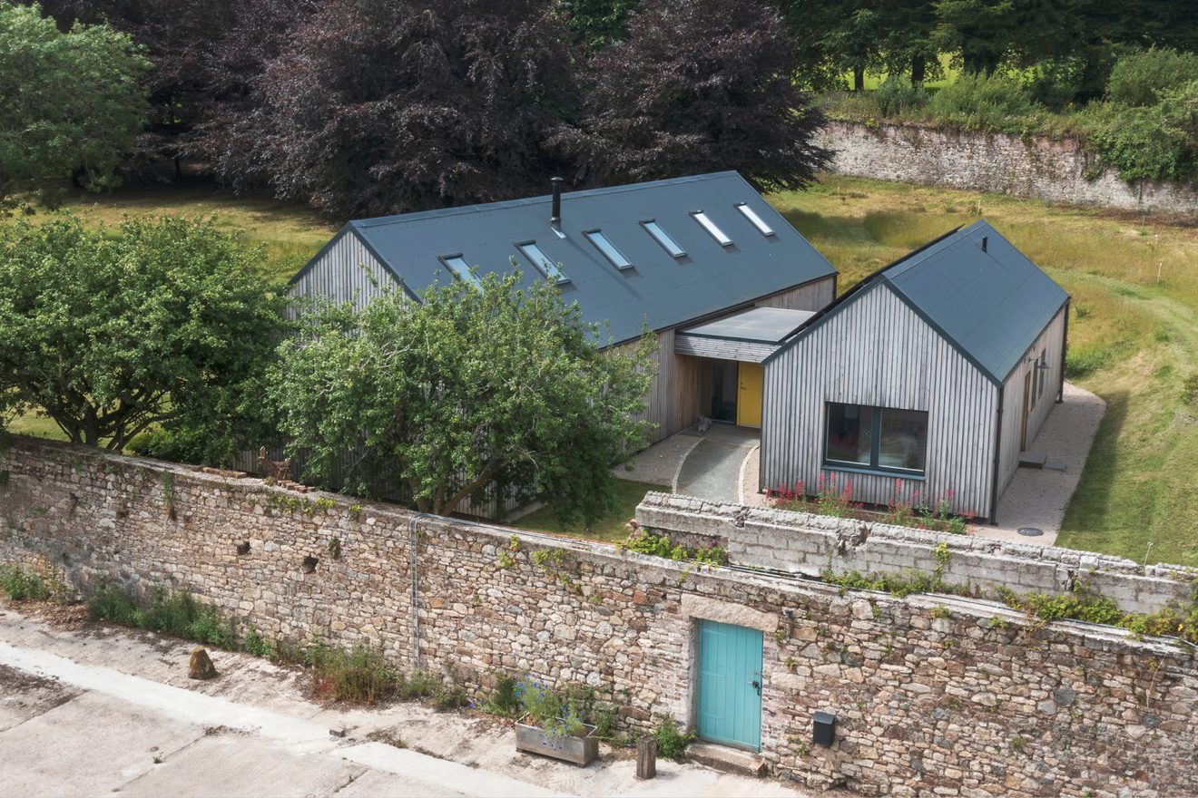 Walled Garden Kast Architects